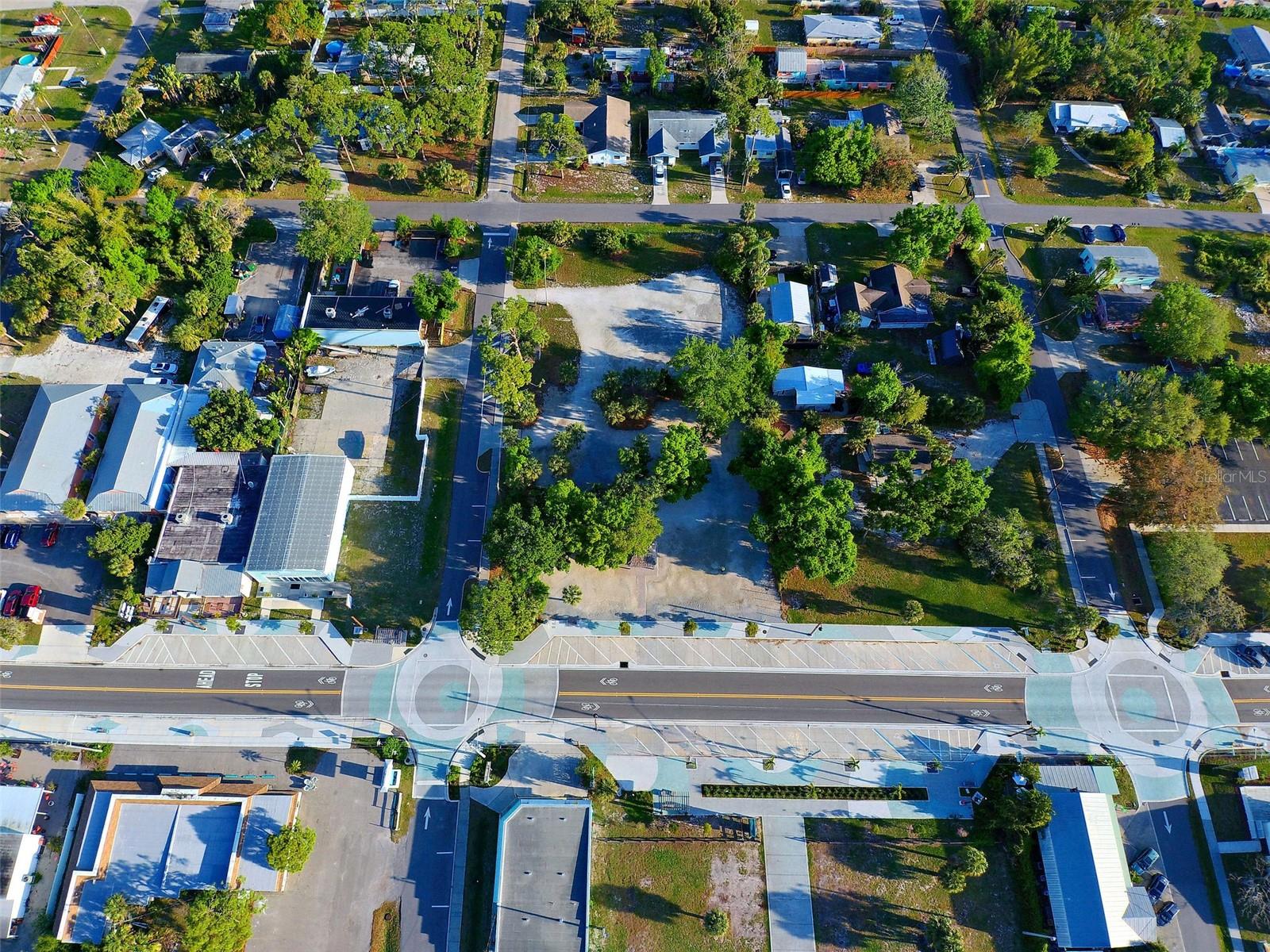 348 W DEARBORN ST, ENGLEWOOD, FL — photo 14