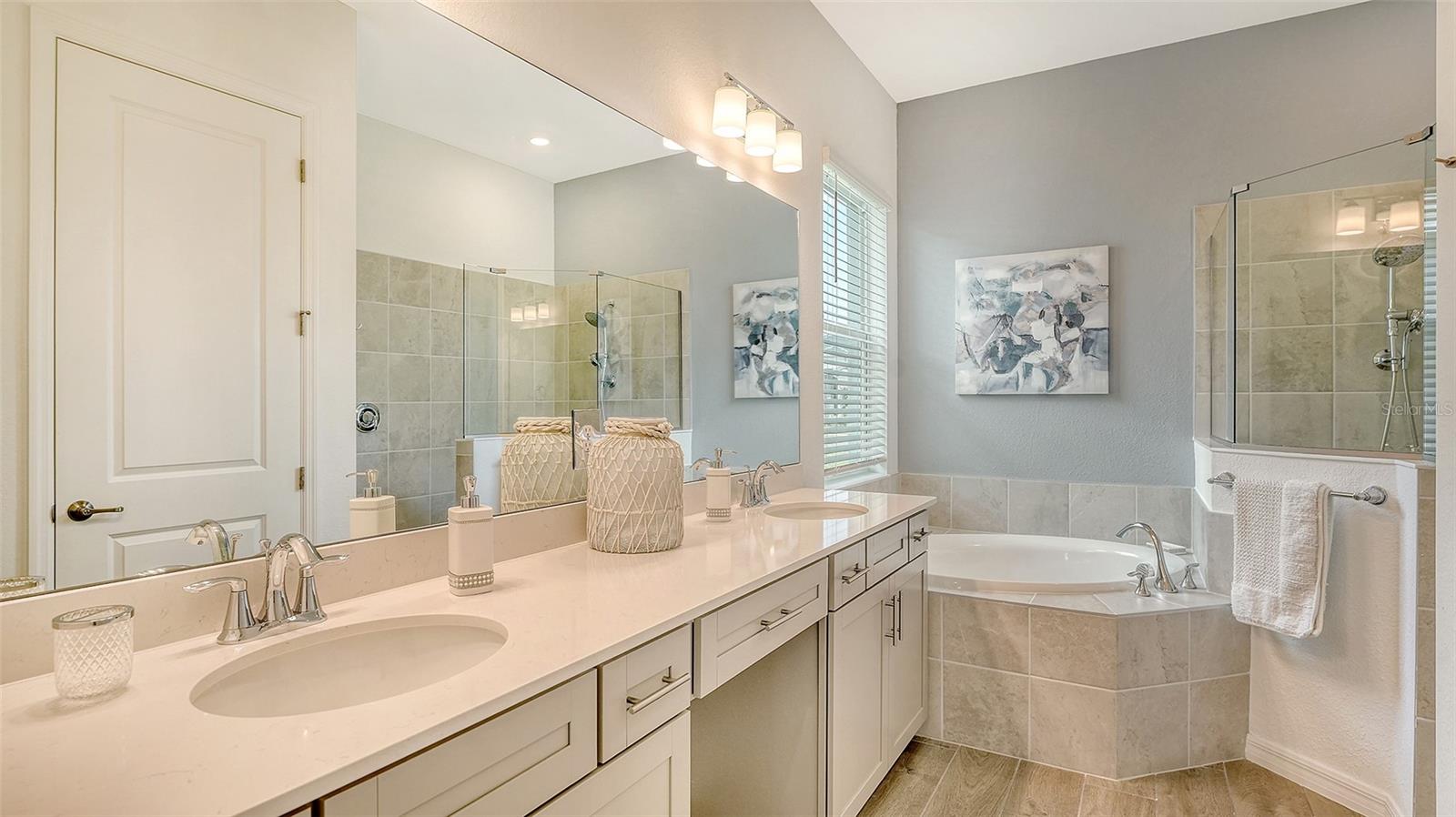 12716 TULUM LOOP, VENICE, FL — photo 21