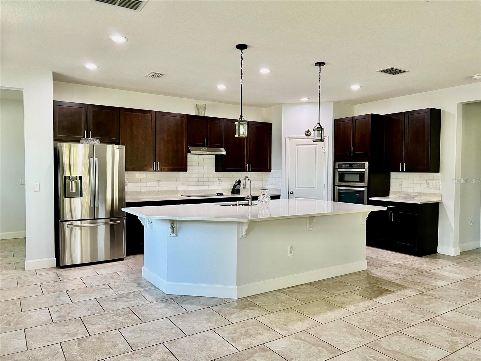 2301 AVELLINO AVE, ST CLOUD, FL — photo 17