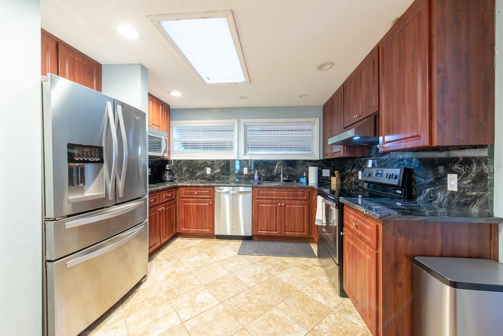 8820 S HICKORY LN, RIVERVIEW, FL — photo 42