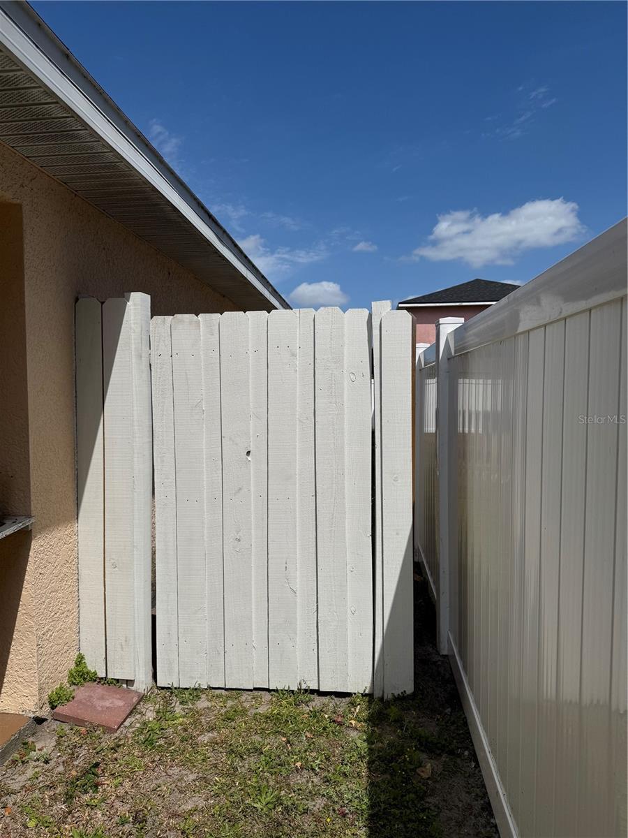 105 CATTAIL CT, KISSIMMEE, FL — photo 31