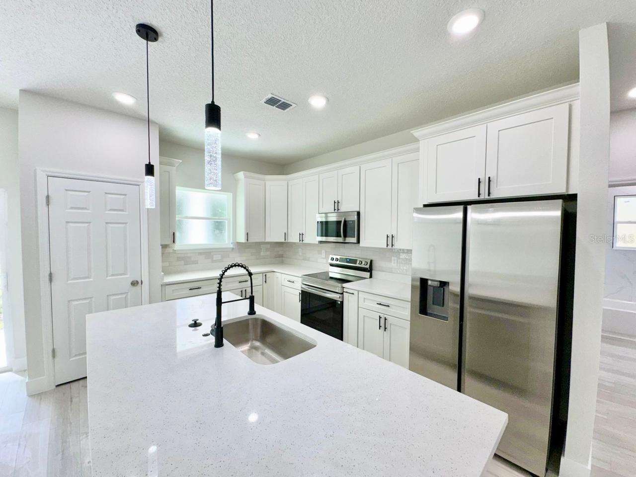 7815 N PRIMROSE DR, CITRUS SPRINGS, FL — photo 13
