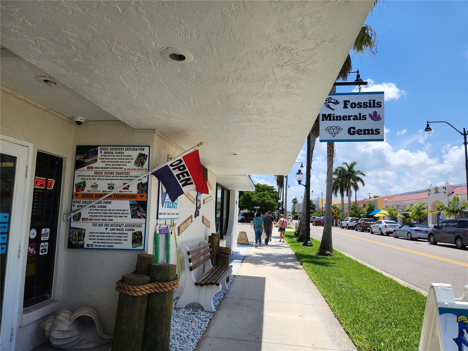 616 GUILD DR #2, VENICE, FL — photo 38