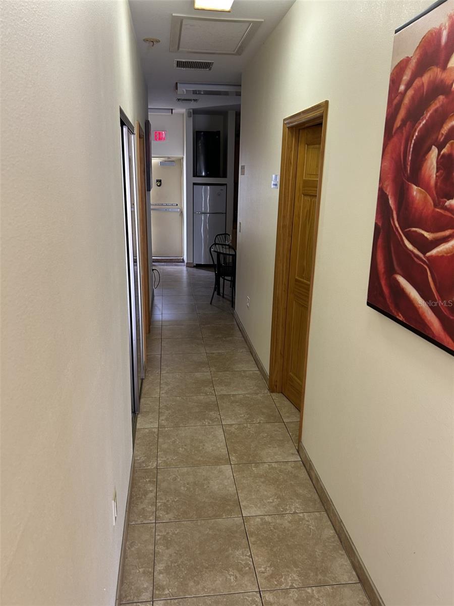 406 N INDIANA AVE #3 & 4, ENGLEWOOD, FL — photo 17