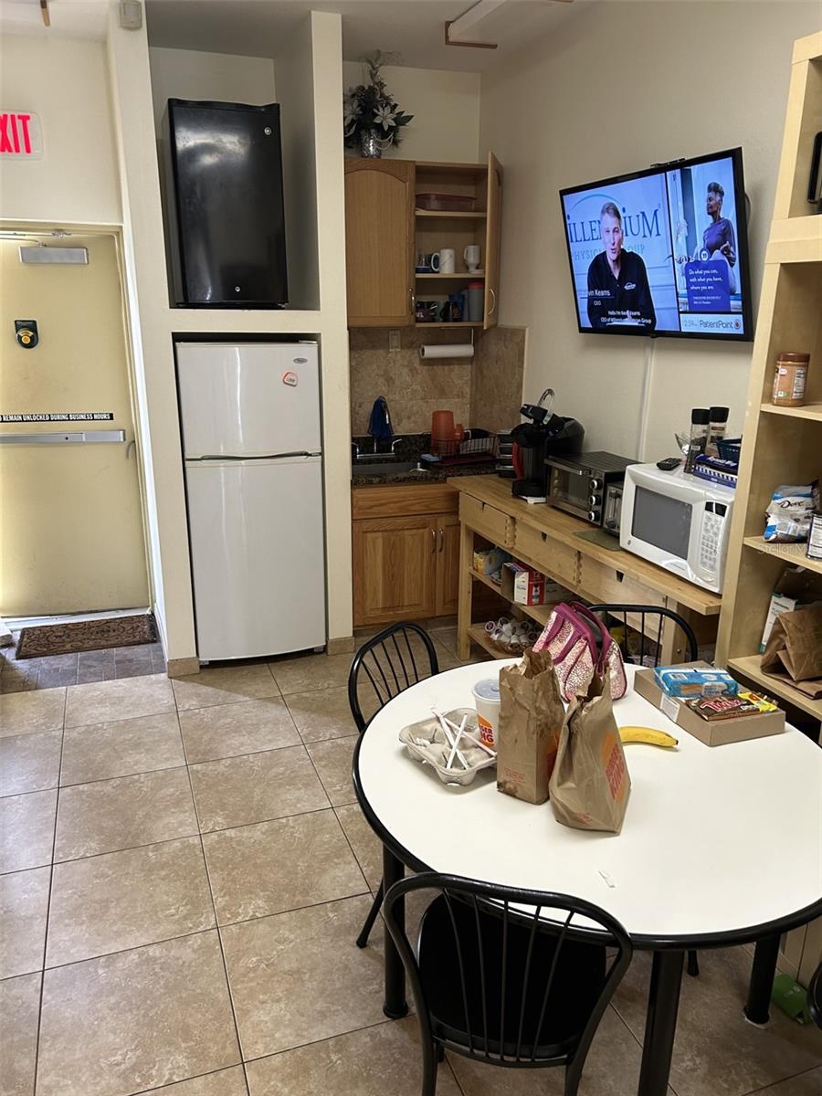406 N INDIANA AVE #3 & 4, ENGLEWOOD, FL — photo 18