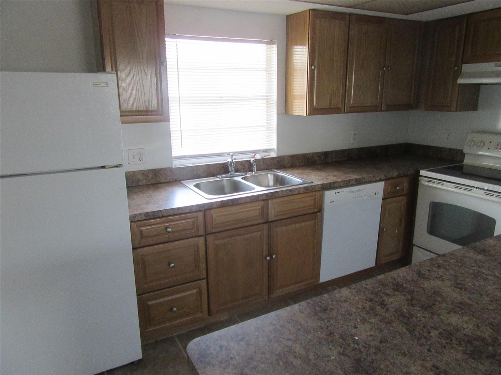 463 76TH AVE N #3, ST PETERSBURG, FL — photo 6