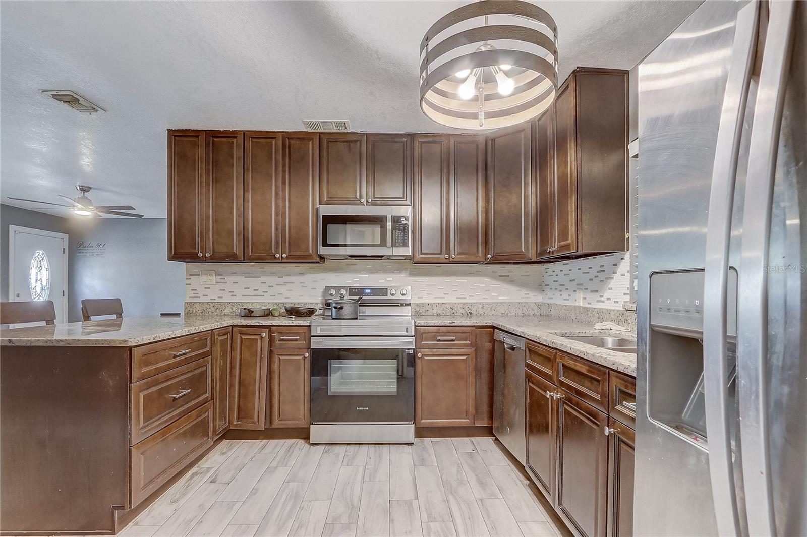 243 W MARTIN ST, APOPKA, FL — photo 17