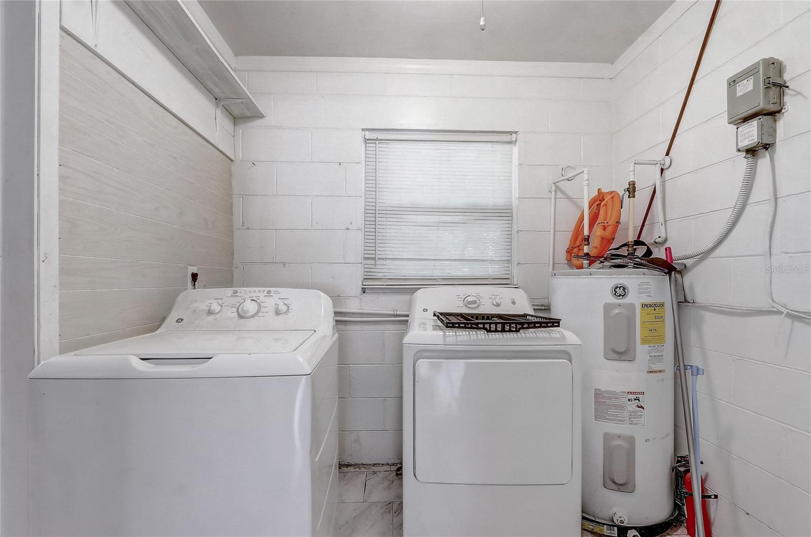 243 W MARTIN ST, APOPKA, FL — photo 27