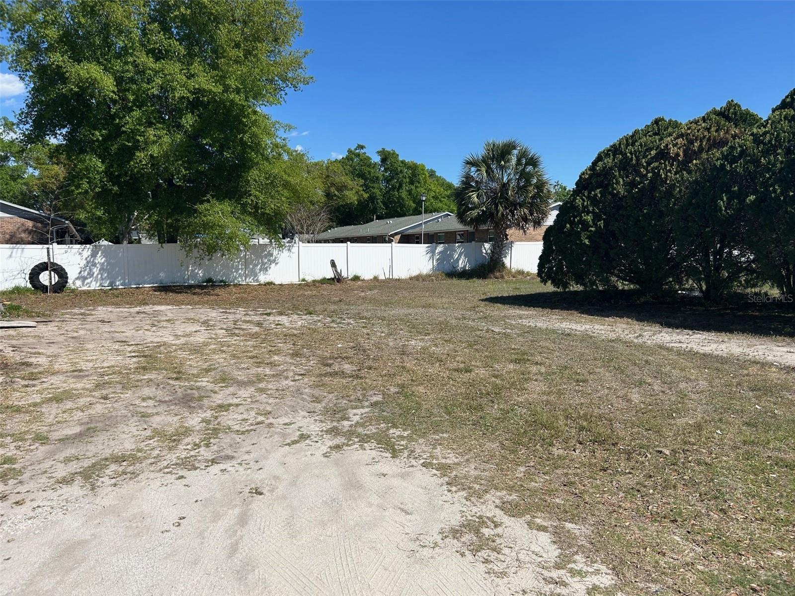2405 SOUTH ST, LEESBURG, FL — photo 14