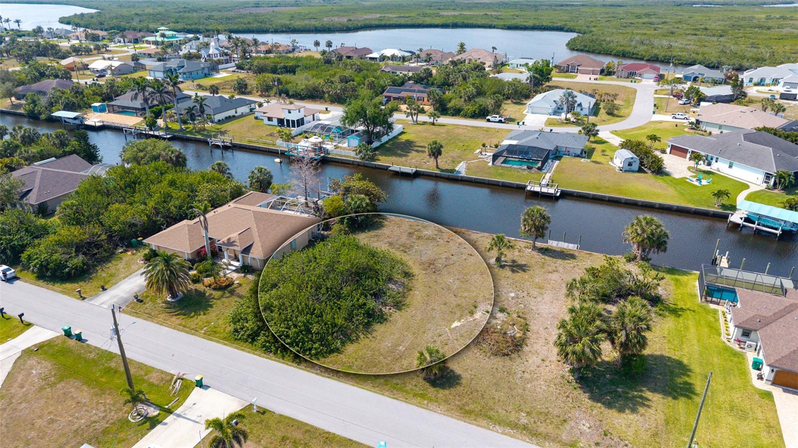 17117 CANARY LN, PORT CHARLOTTE, FL — photo 3