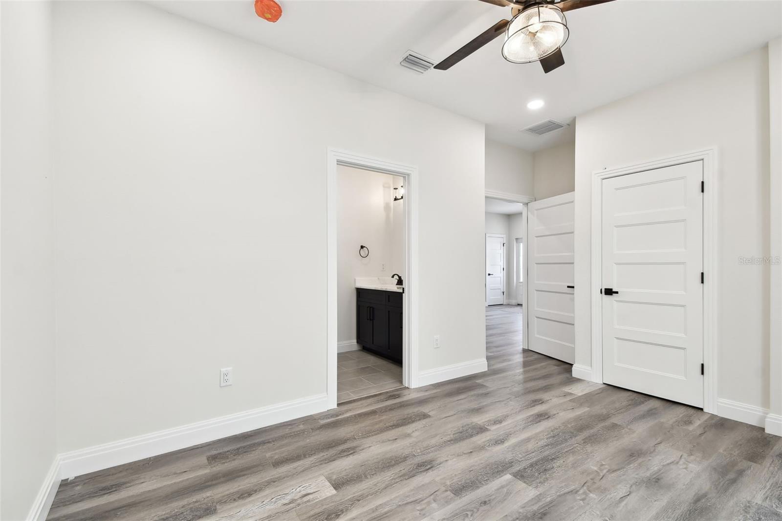 1045 JESSE AVE, SAFETY HARBOR, FL — photo 52