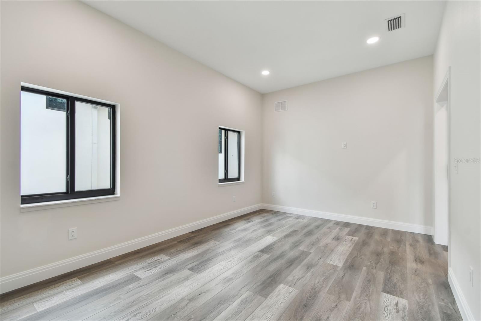 1045 JESSE AVE, SAFETY HARBOR, FL — photo 89