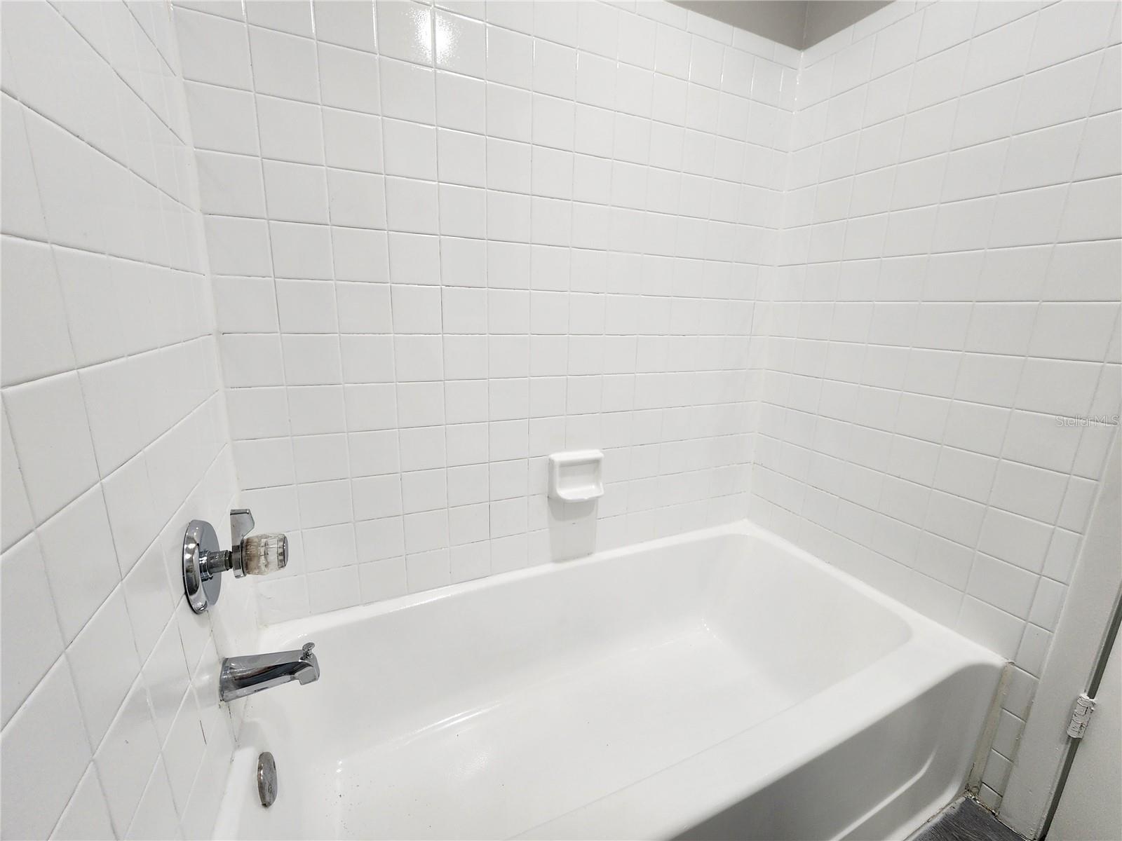 200 AFTON SQ #108, ALTAMONTE SPRINGS, FL — photo 24