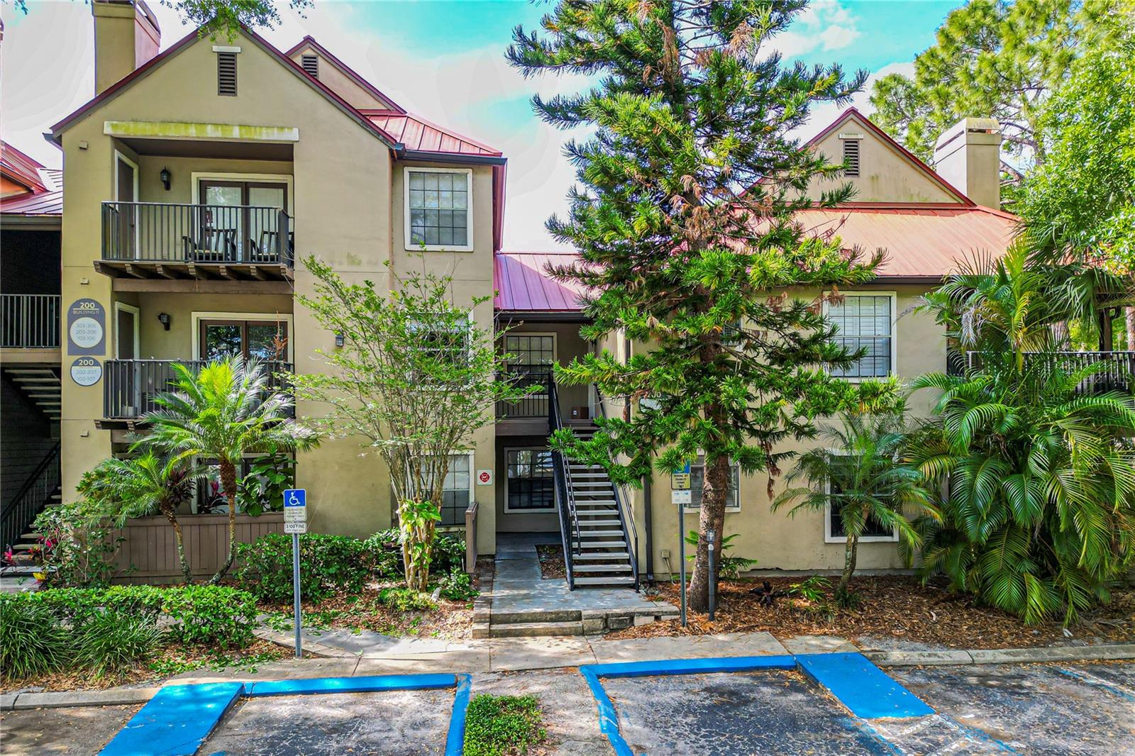 200 AFTON SQ #108, ALTAMONTE SPRINGS, FL
