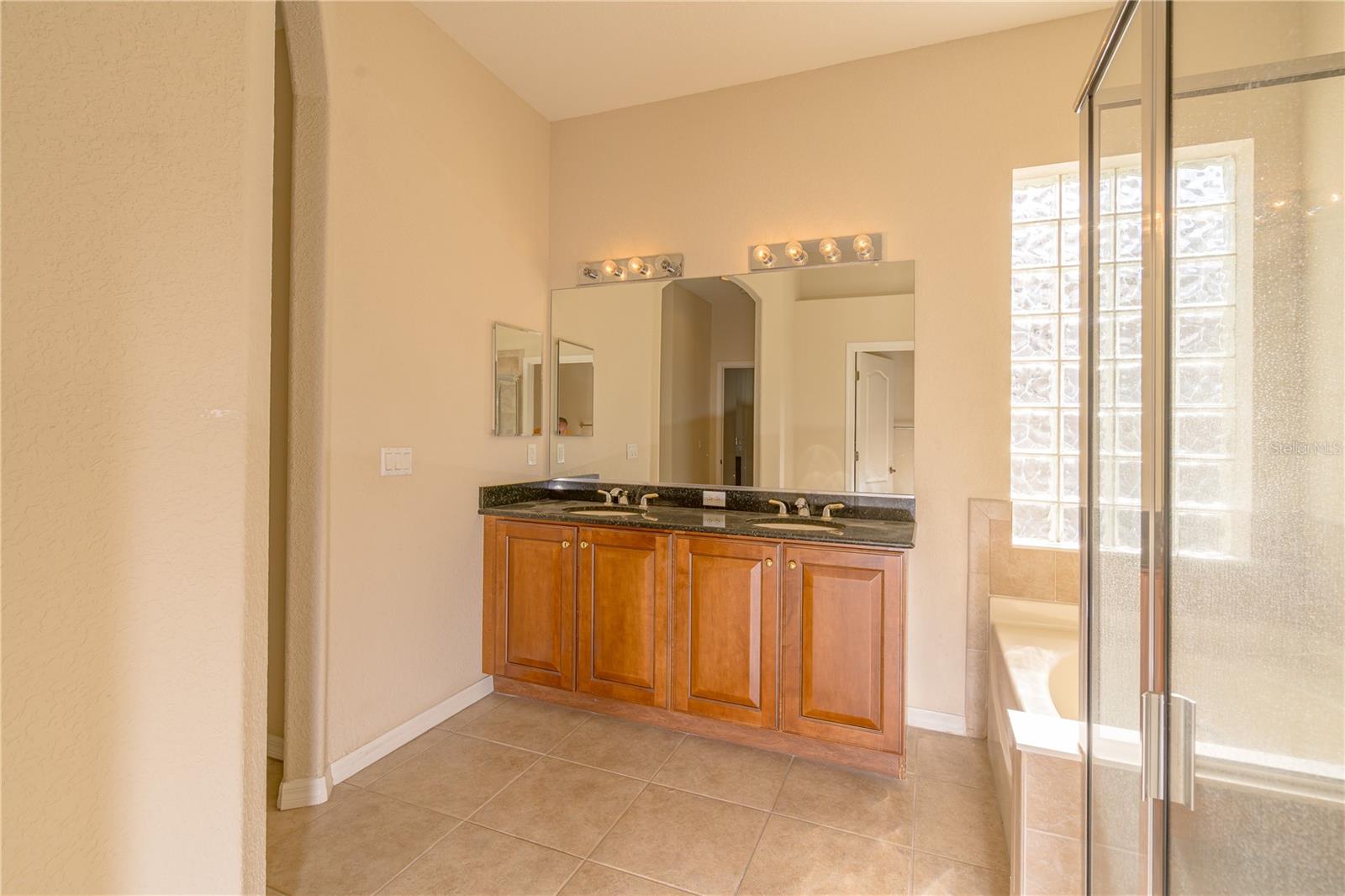 1038 EMERALD DUNES DR, SUN CITY CENTER, FL — photo 34