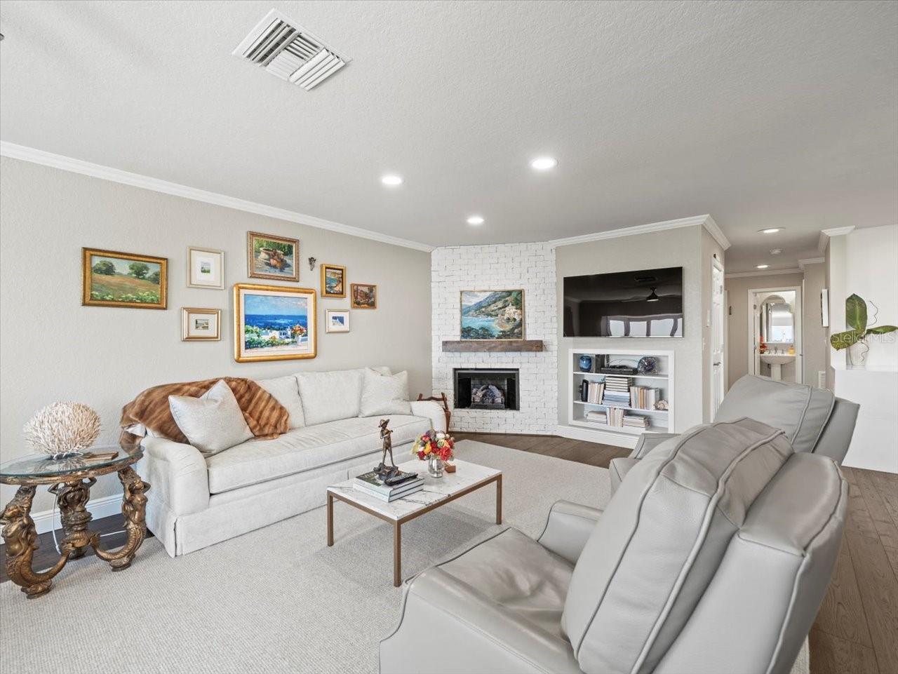 2087 EDGEWATER DR #C, CLEARWATER, FL — photo 31