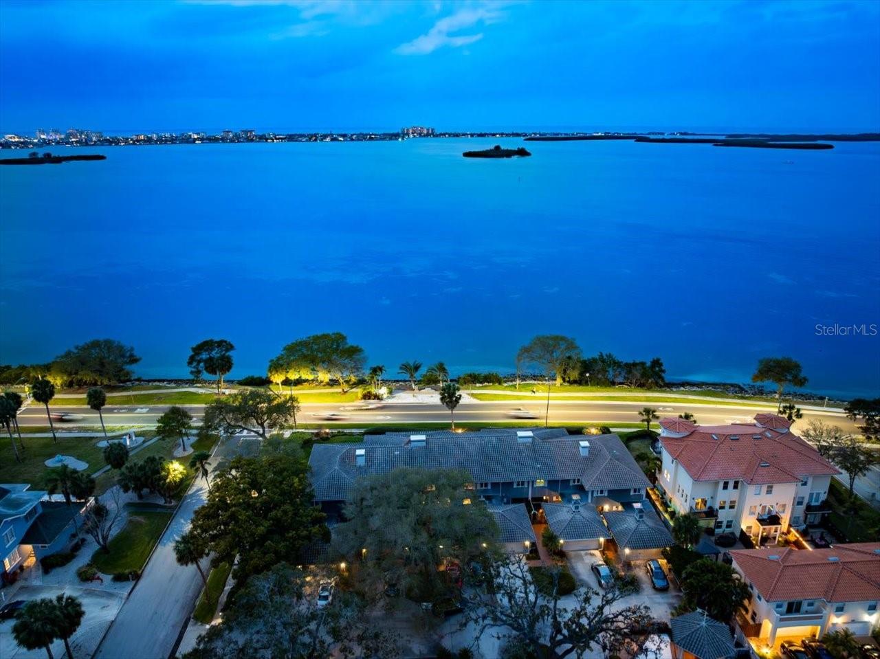 2087 EDGEWATER DR #C, CLEARWATER, FL — photo 2