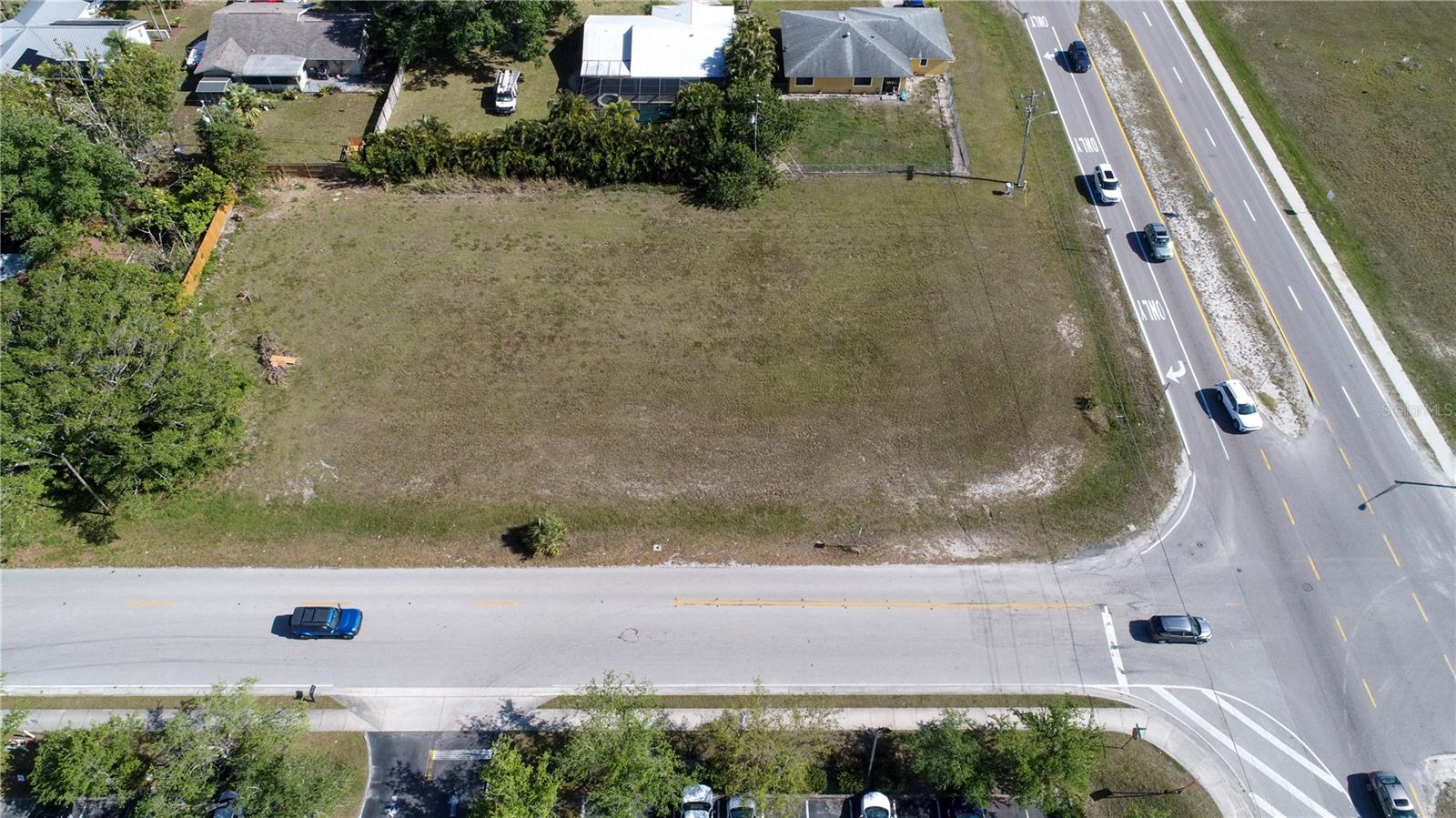 758 SW 4TH ST, CAPE CORAL, FL — photo 3