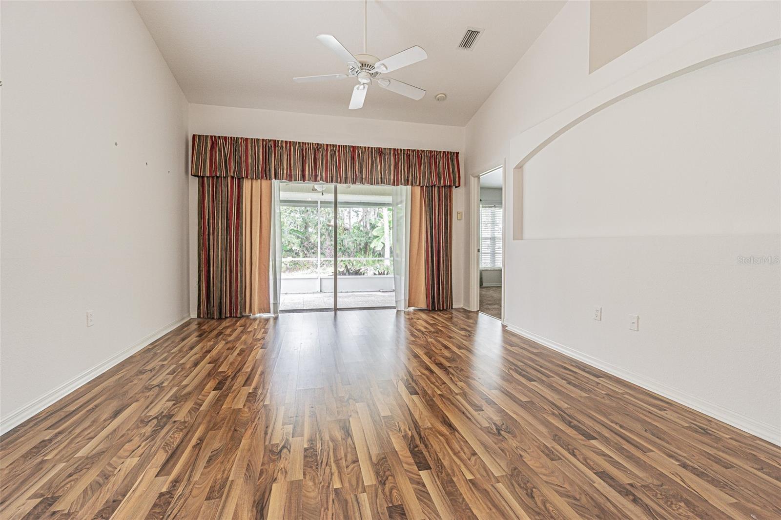 34833 DOUBLE EAGLE CT, ZEPHYRHILLS, FL — photo 3