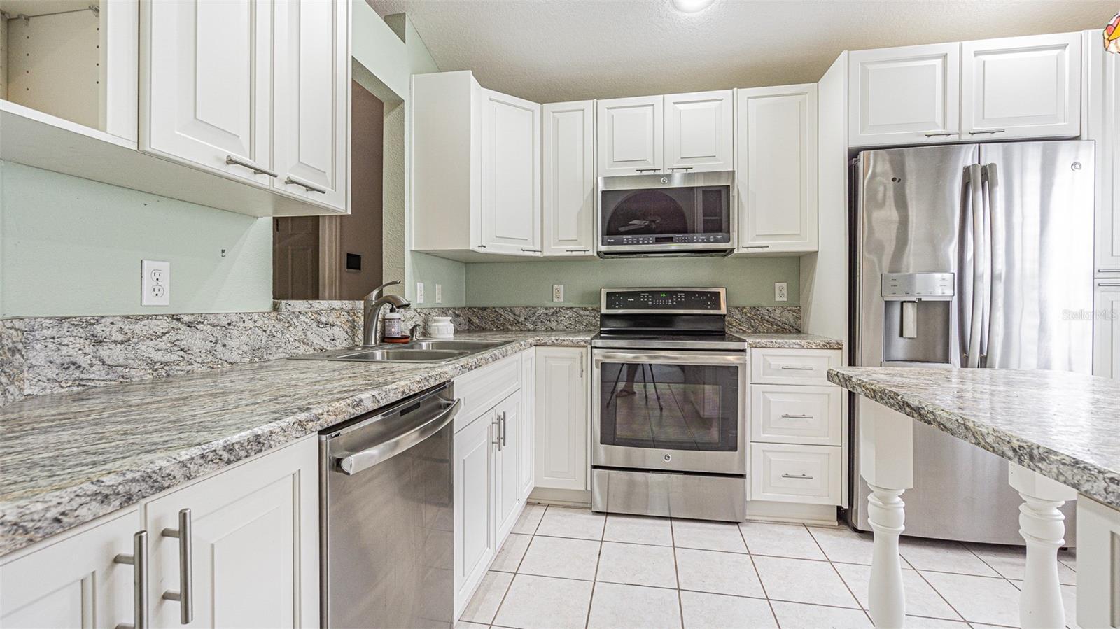 34833 DOUBLE EAGLE CT, ZEPHYRHILLS, FL — photo 5
