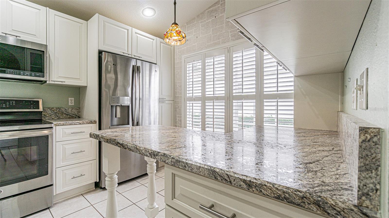 34833 DOUBLE EAGLE CT, ZEPHYRHILLS, FL — photo 6