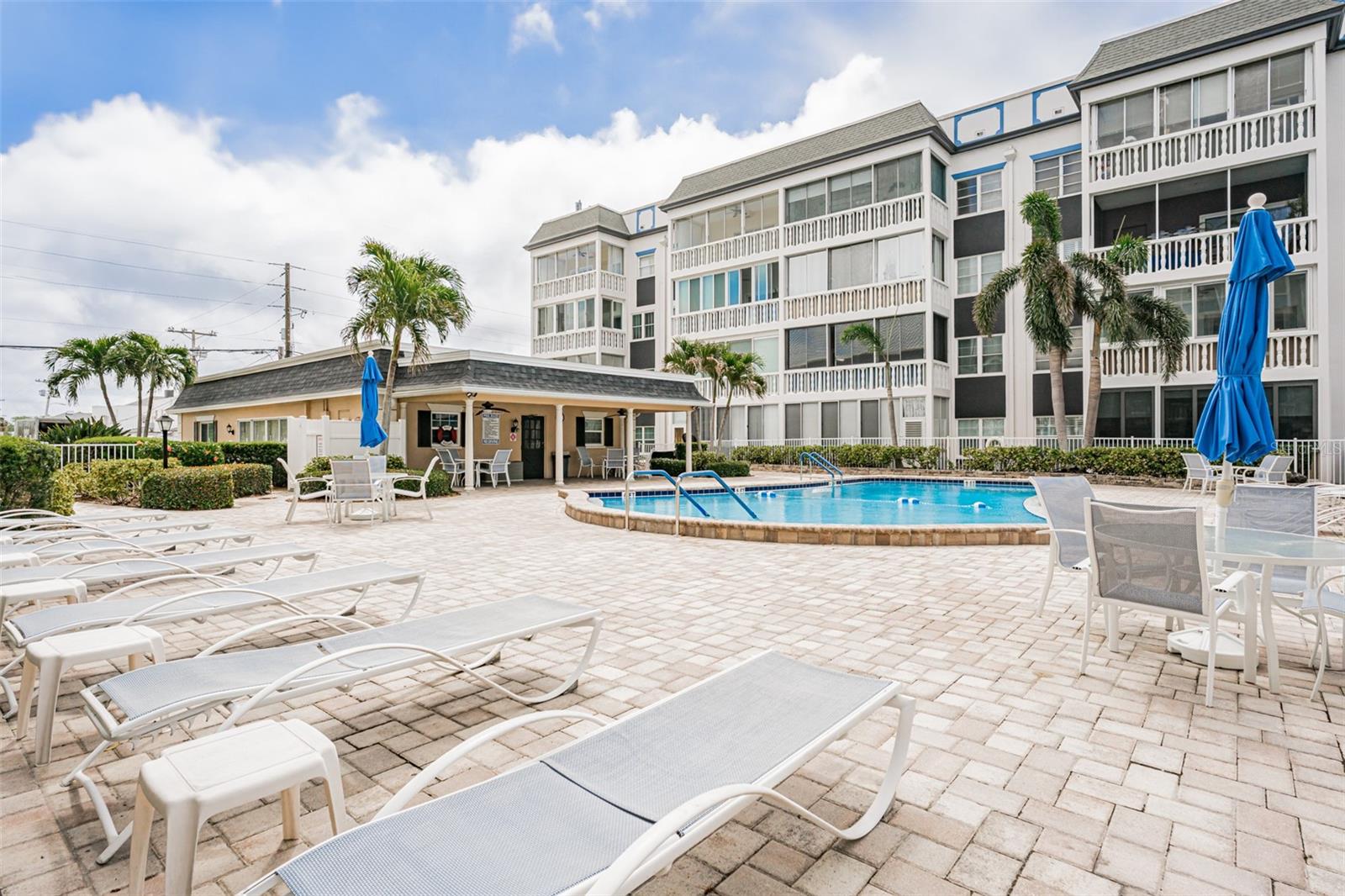 147 BLUFF VIEW DR #206, BELLEAIR BLUFFS, FL — photo 33