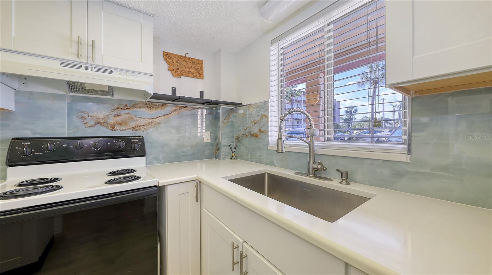 3845 LAKE BAYSHORE DR #F103, BRADENTON, FL — photo 16