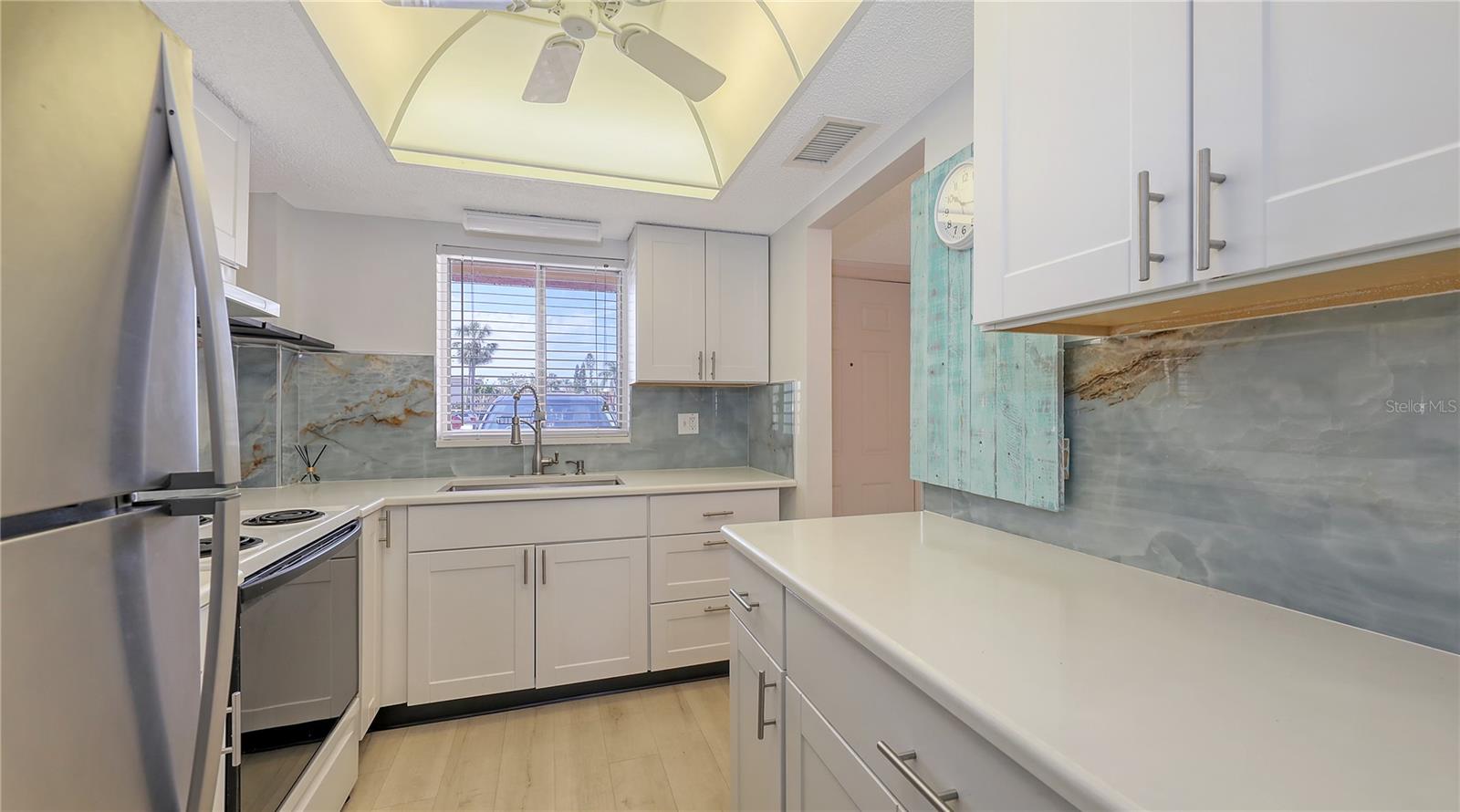 3845 LAKE BAYSHORE DR #F103, BRADENTON, FL — photo 17