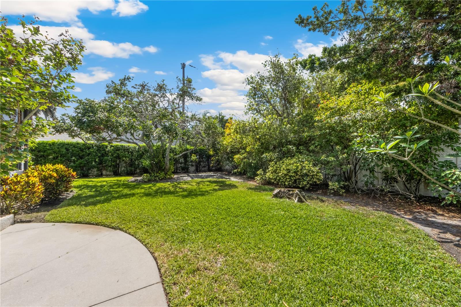 2305 RIVERVIEW BLVD, BRADENTON, FL — photo 35