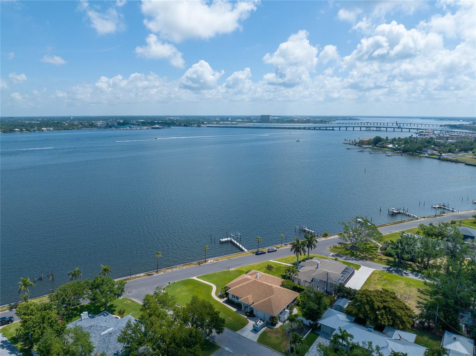 2305 RIVERVIEW BLVD, BRADENTON, FL — photo 46