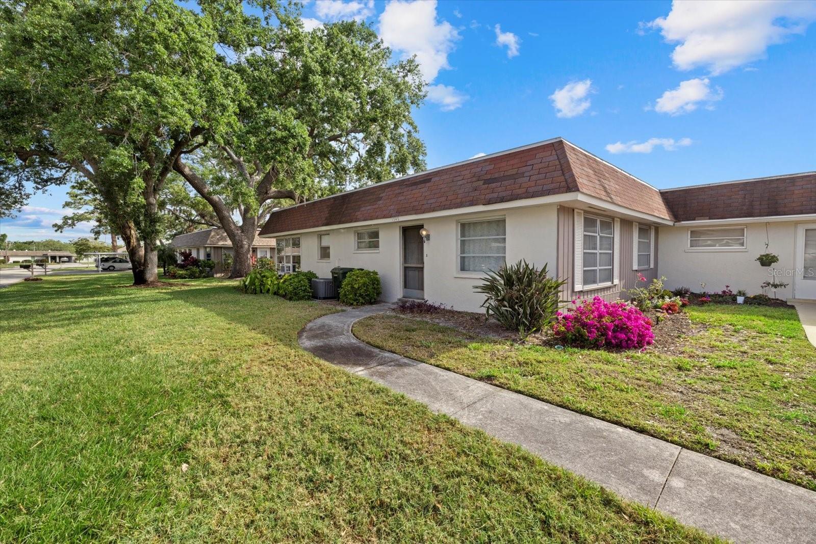 1343 GLENDALE CIR W #216, SARASOTA, FL — photo 2