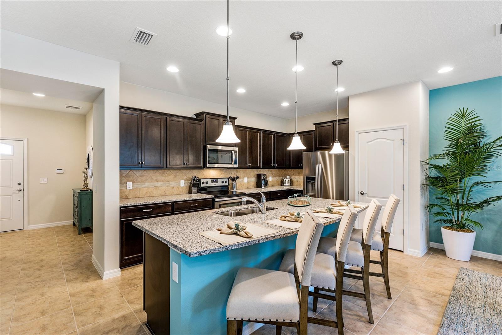 8887 GENEVE CT, KISSIMMEE, FL — photo 9