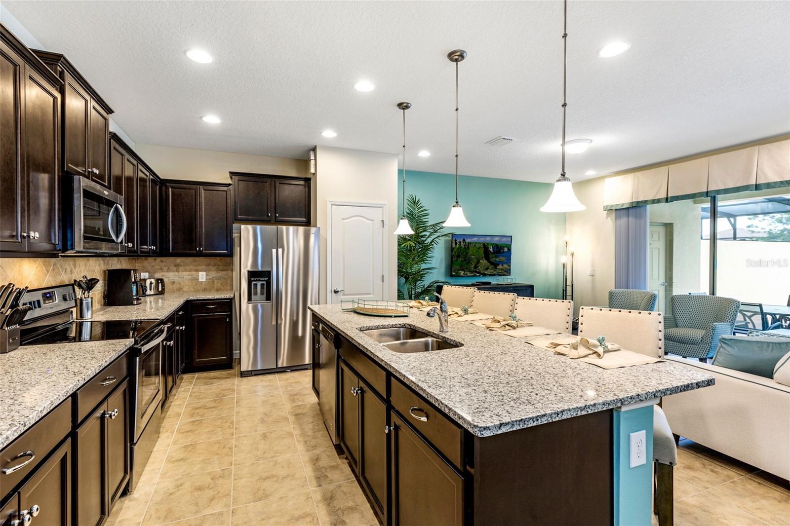 8887 GENEVE CT, KISSIMMEE, FL — photo 11