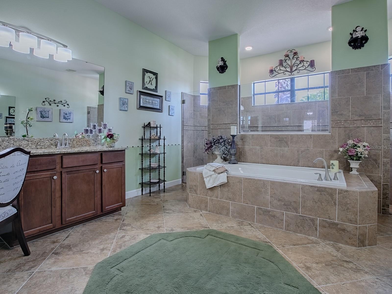1408 DEUCE CIR, DAVENPORT, FL — photo 34