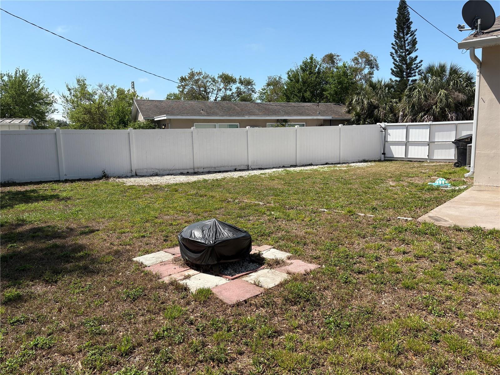 6221 13TH AVE N, ST PETERSBURG, FL — photo 25