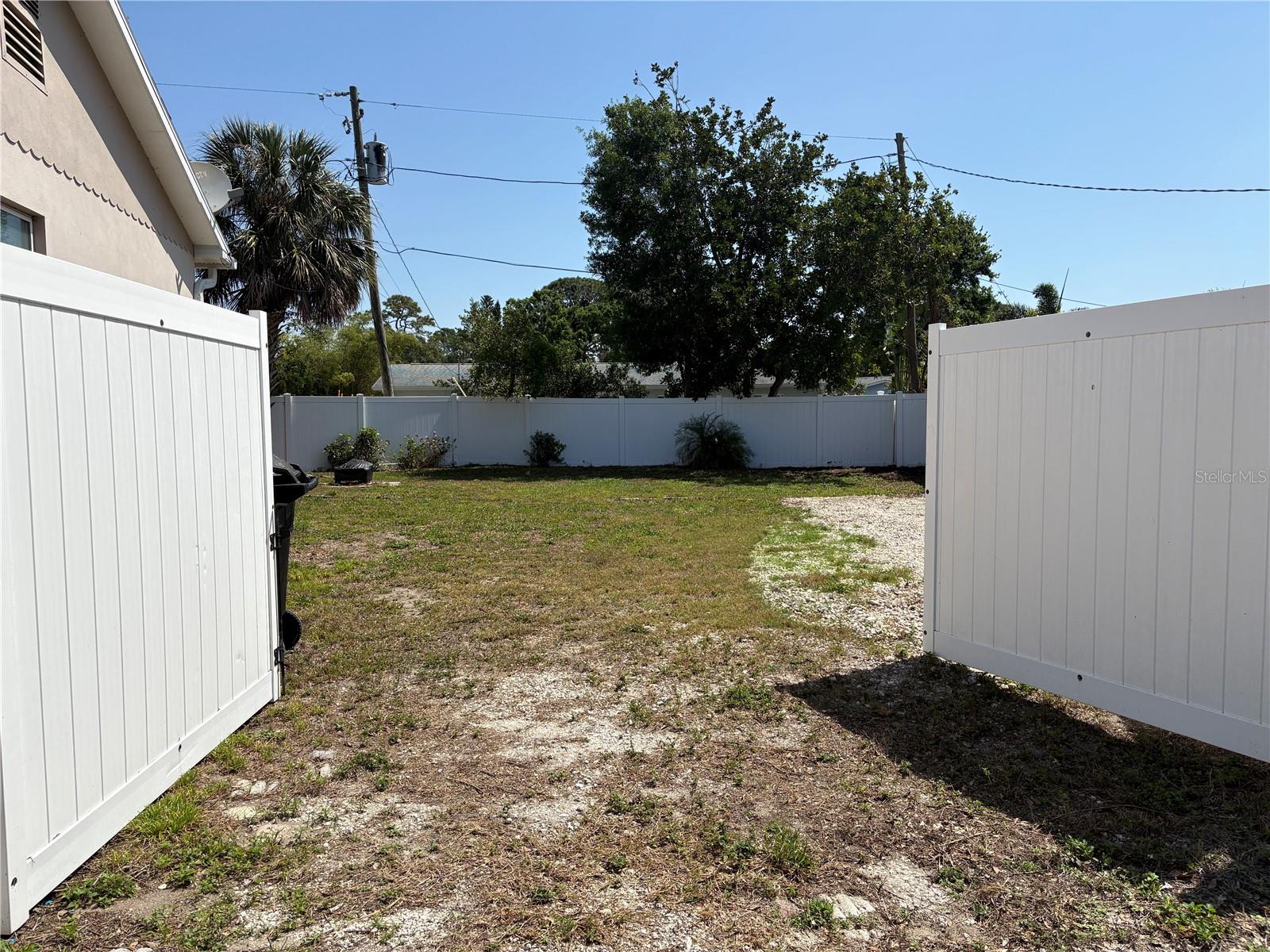 6221 13TH AVE N, ST PETERSBURG, FL — photo 30