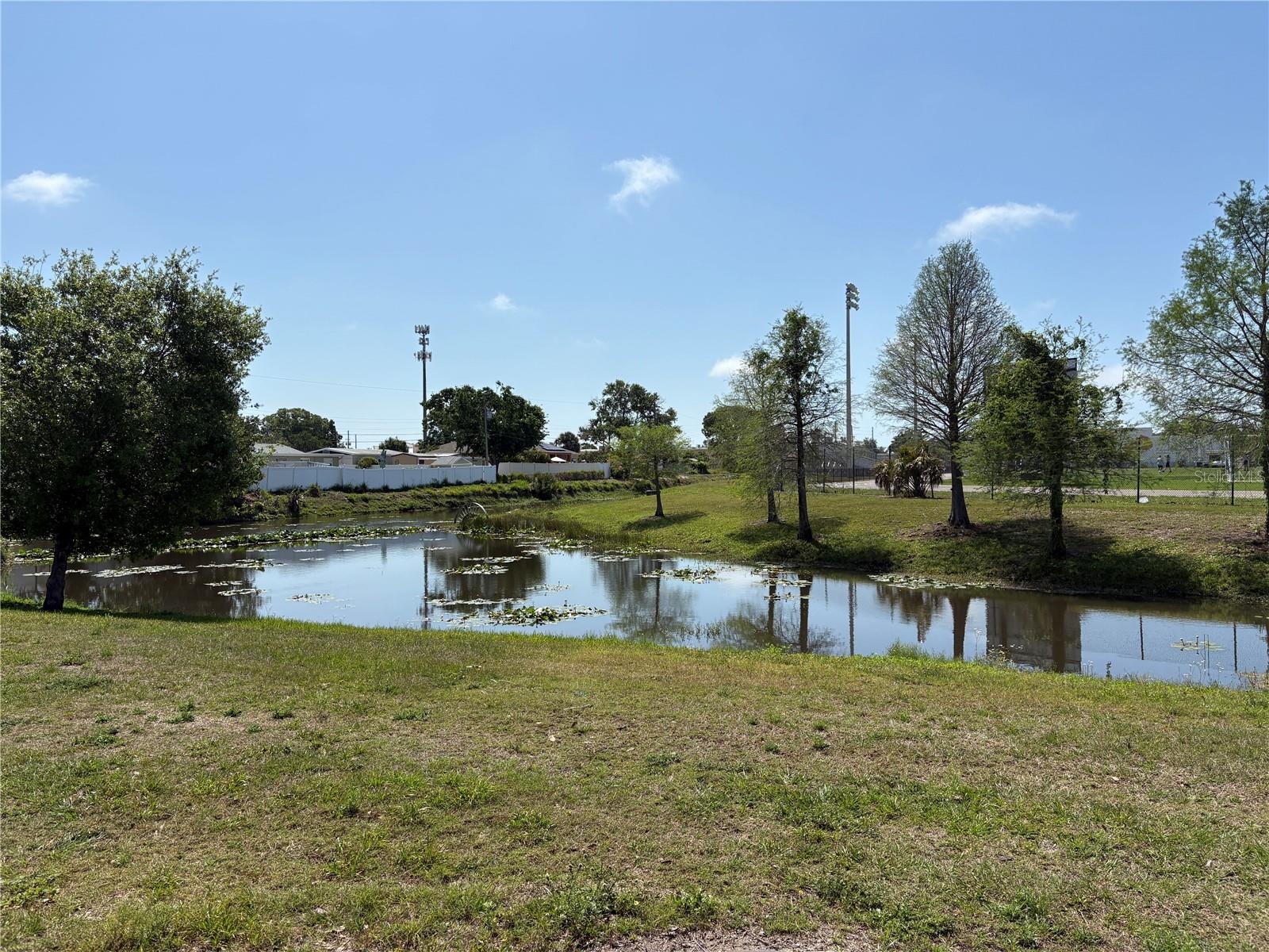 6221 13TH AVE N, ST PETERSBURG, FL — photo 32