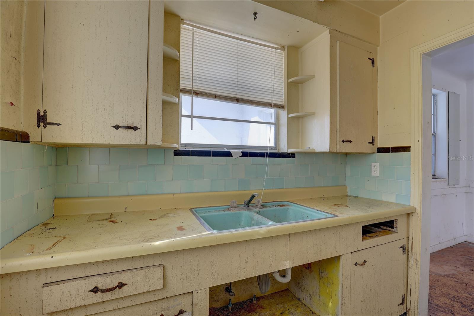 440 S BAYSHORE DR, MADEIRA BEACH, FL — photo 14