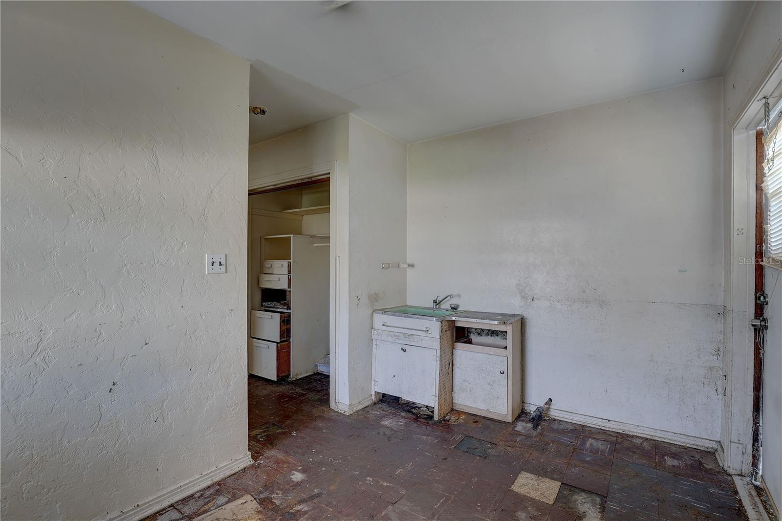 440 S BAYSHORE DR, MADEIRA BEACH, FL — photo 25