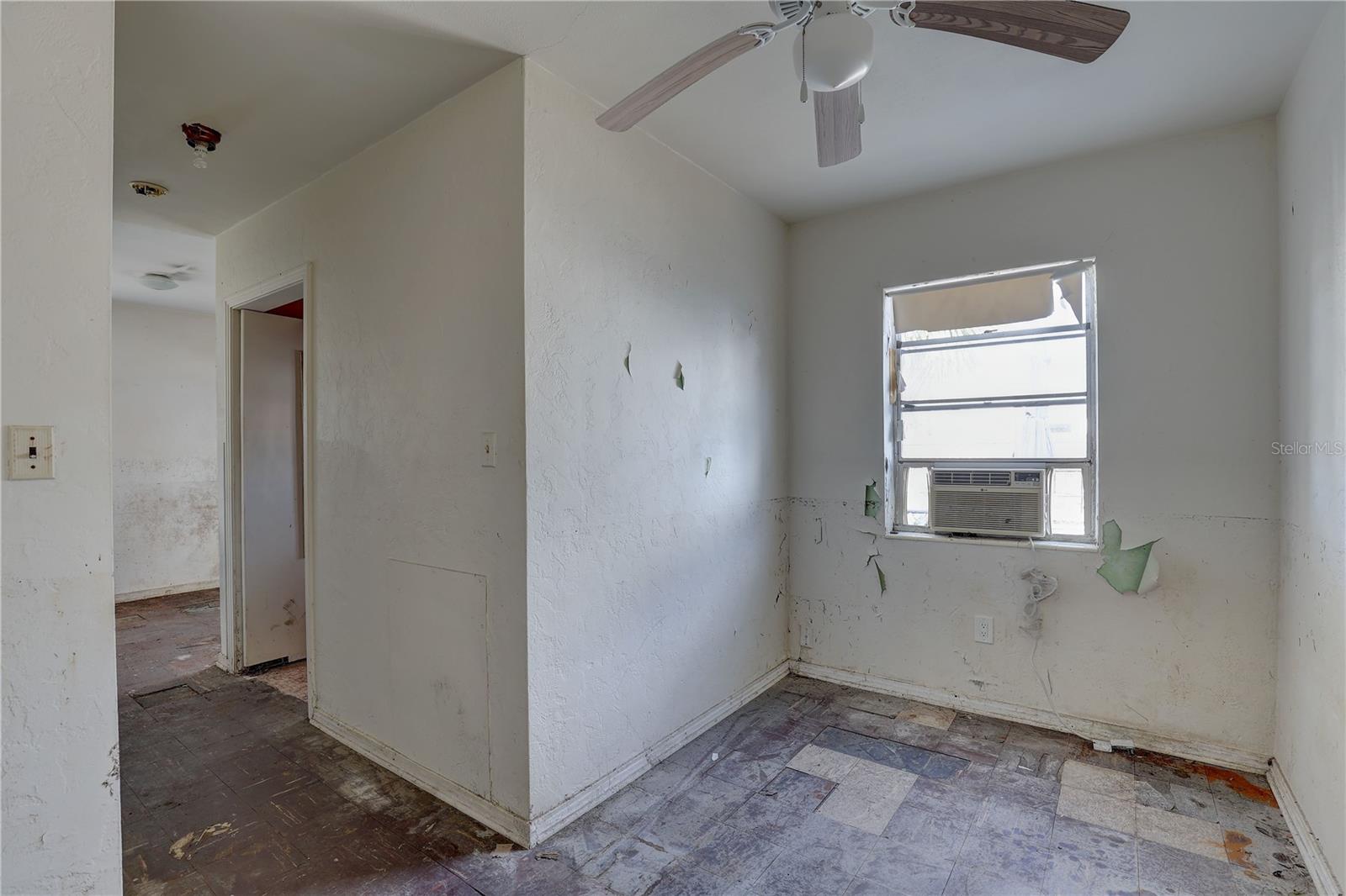 440 S BAYSHORE DR, MADEIRA BEACH, FL — photo 29