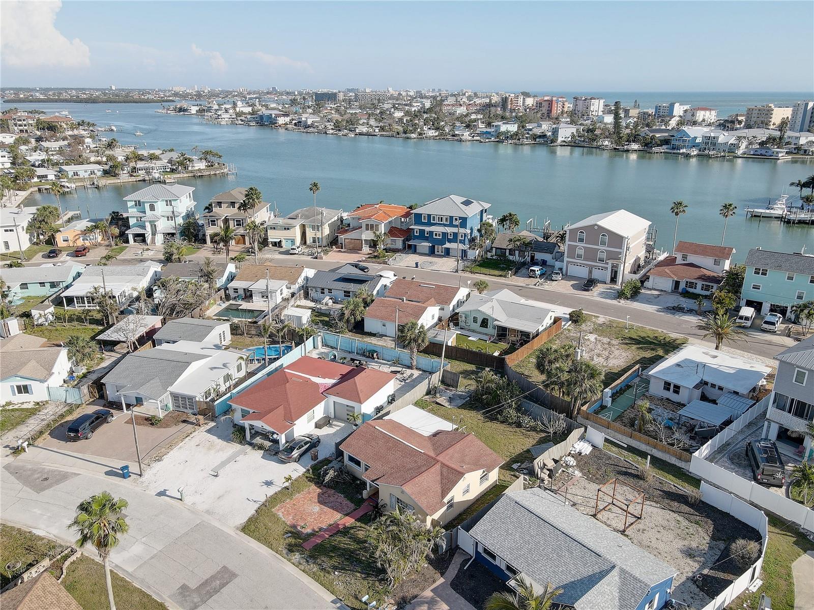 440 S BAYSHORE DR, MADEIRA BEACH, FL — photo 42