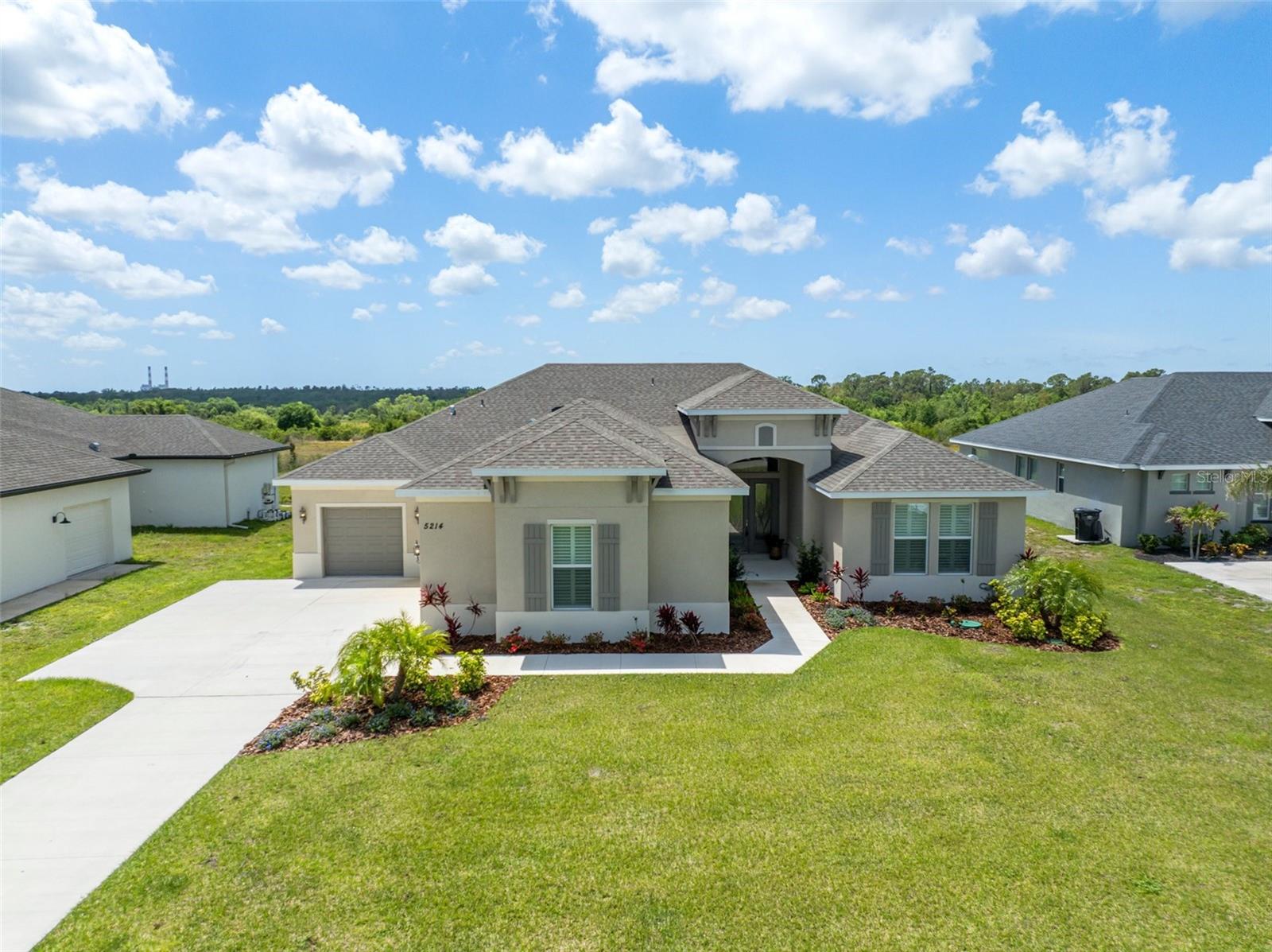 5214 LAKE VENICE DR, WIMAUMA, FL — photo 2