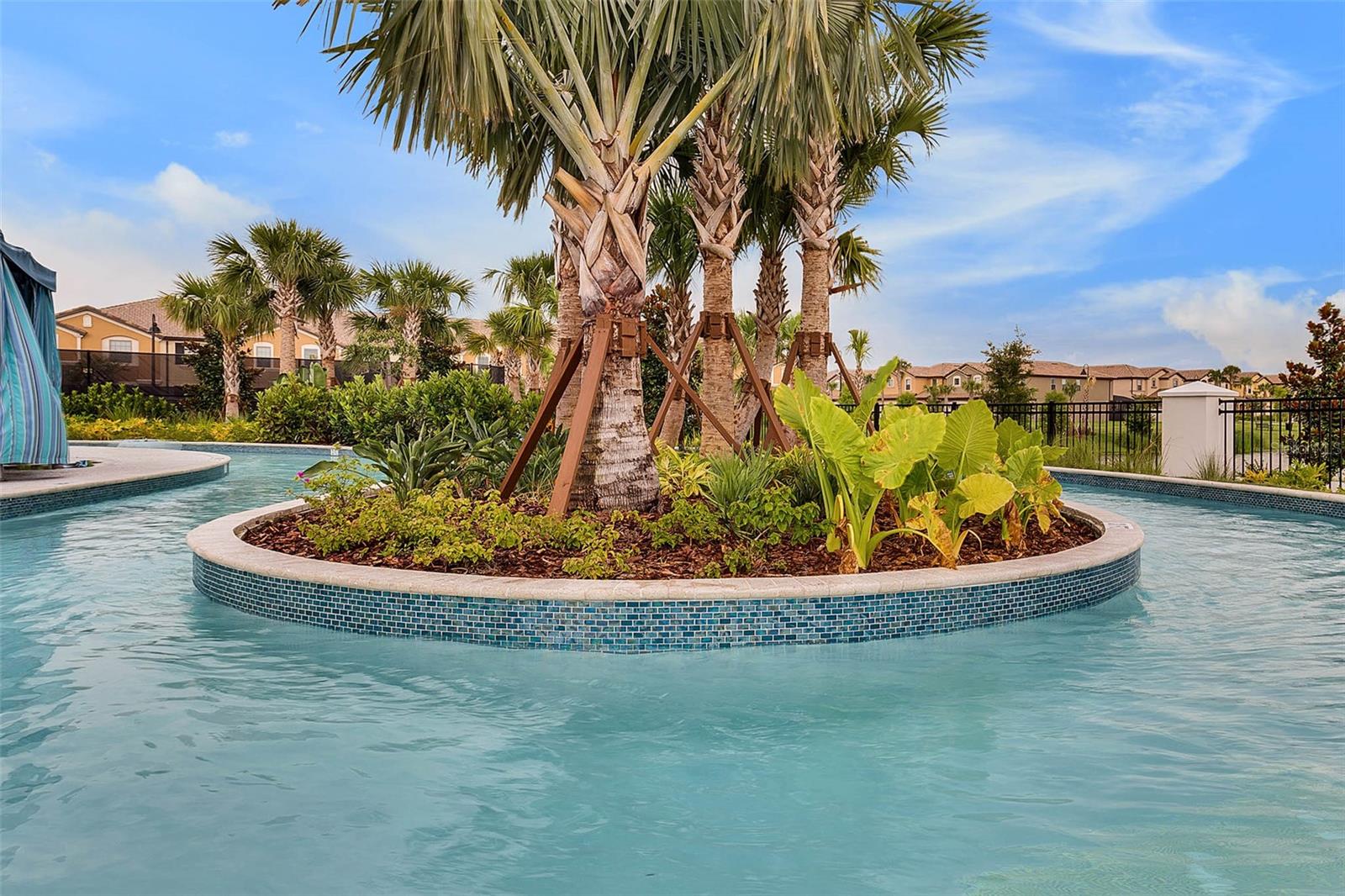 2427 DUBAI ST, KISSIMMEE, FL — photo 53