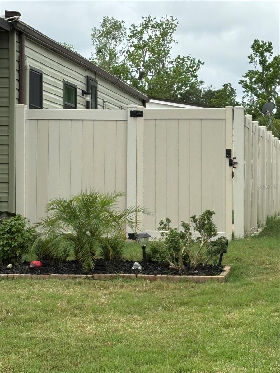 130 OAK TREE DR, DEBARY, FL — photo 24