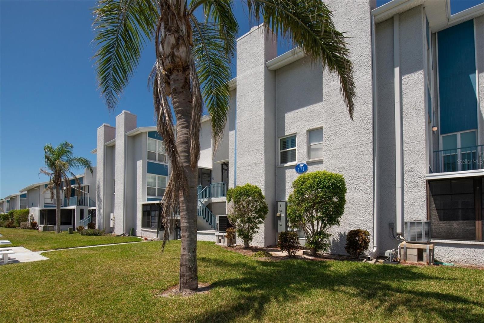 171 MEDALLION BLVD #F, MADEIRA BEACH, FL