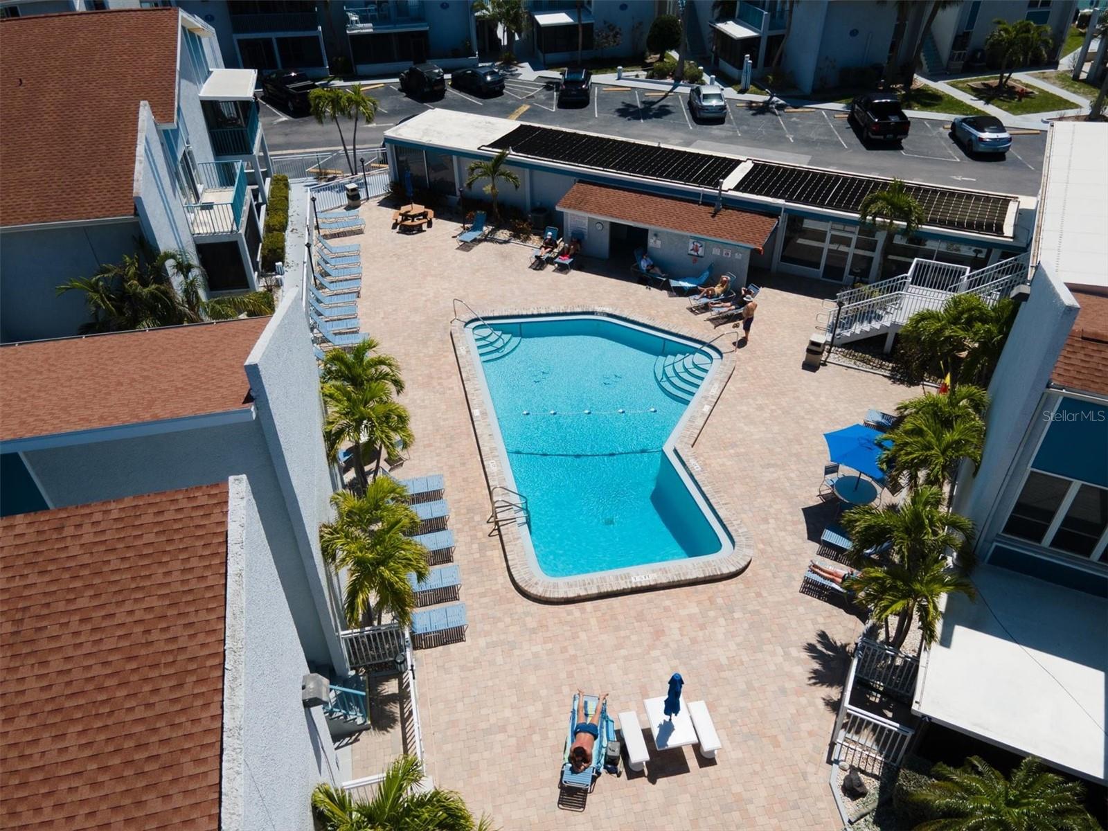 171 MEDALLION BLVD #F, MADEIRA BEACH, FL — photo 23