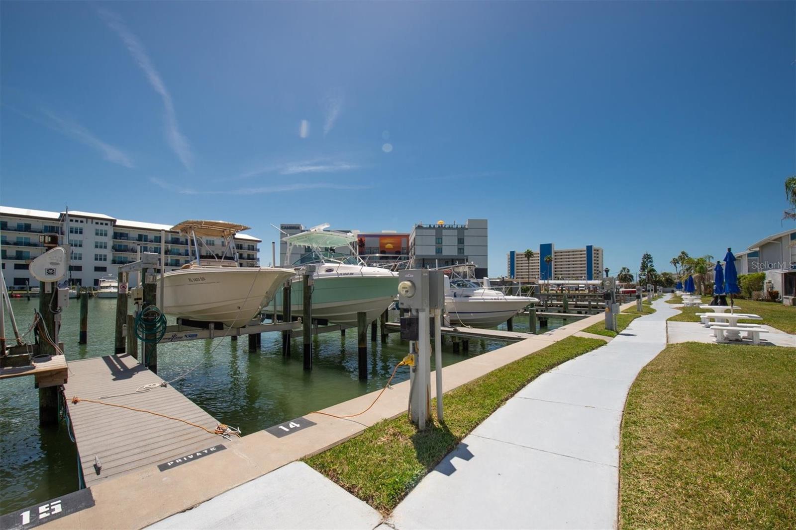 171 MEDALLION BLVD #F, MADEIRA BEACH, FL — photo 26