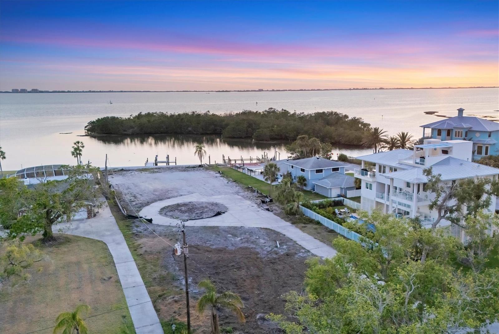 7314 WESTMORELAND DR, SARASOTA, FL — photo 8