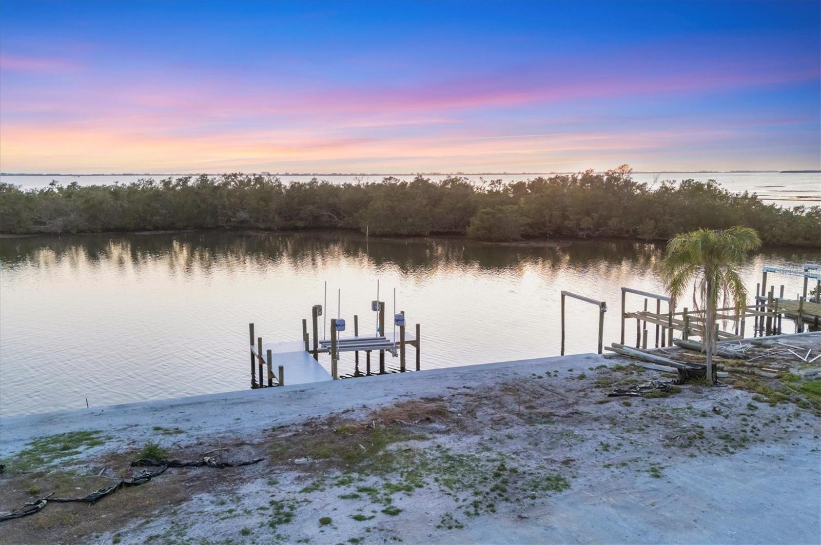 7314 WESTMORELAND DR, SARASOTA, FL — photo 13