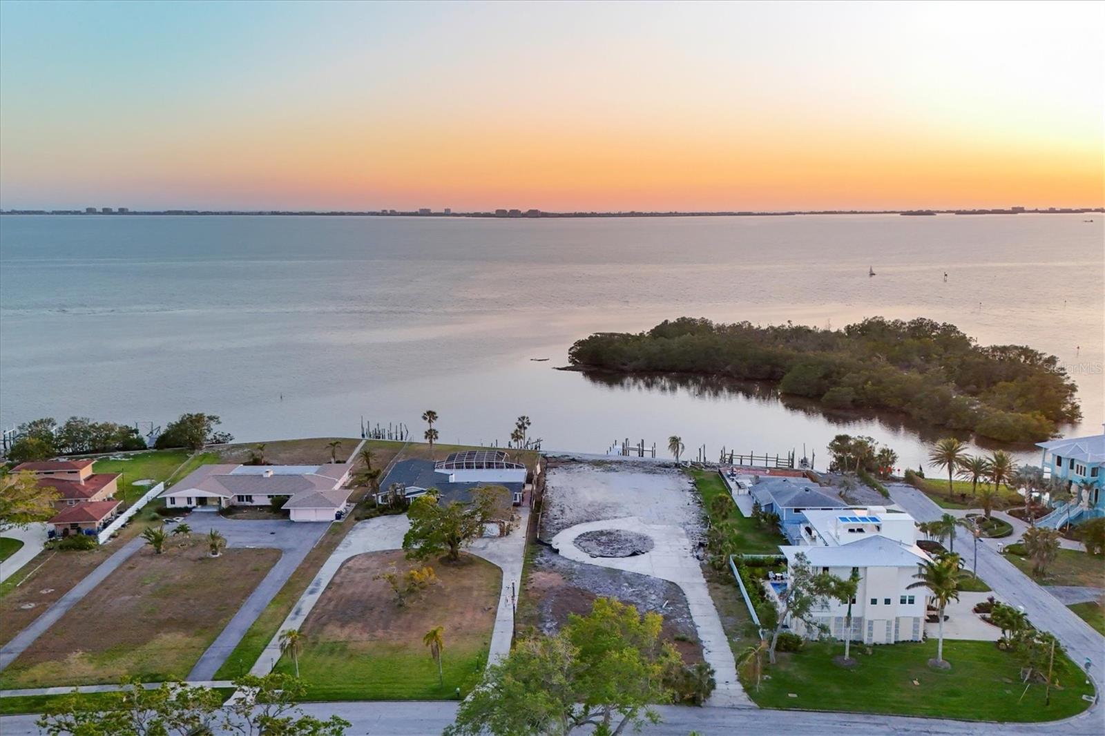 7314 WESTMORELAND DR, SARASOTA, FL — photo 23